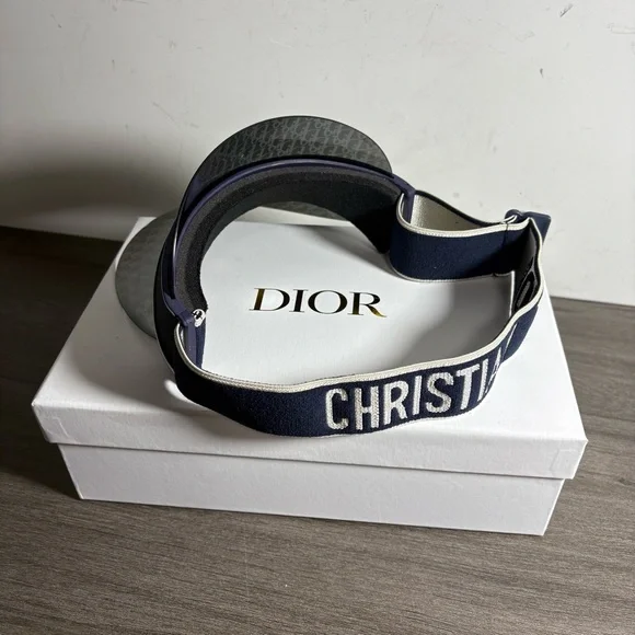Dior Men’s Navy and Black Christian Dior Visor - Picture 5 of 5